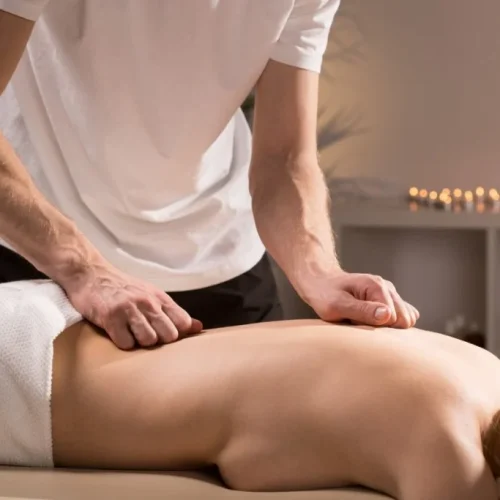 klasicna-masaza-hrbta-1024x683